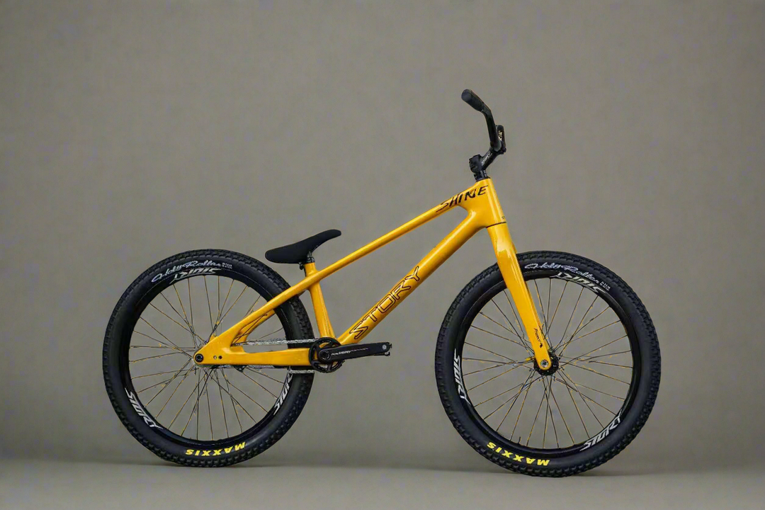 Story Shine Carbon 24. Available to order.