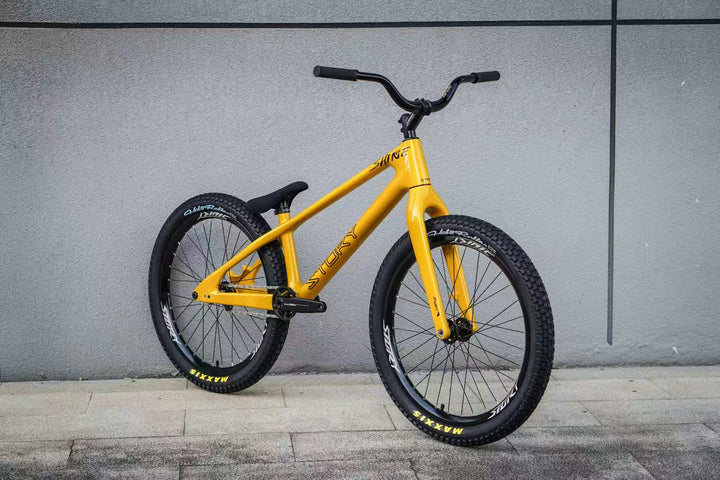 Story Shine Carbon 24. Available to order.